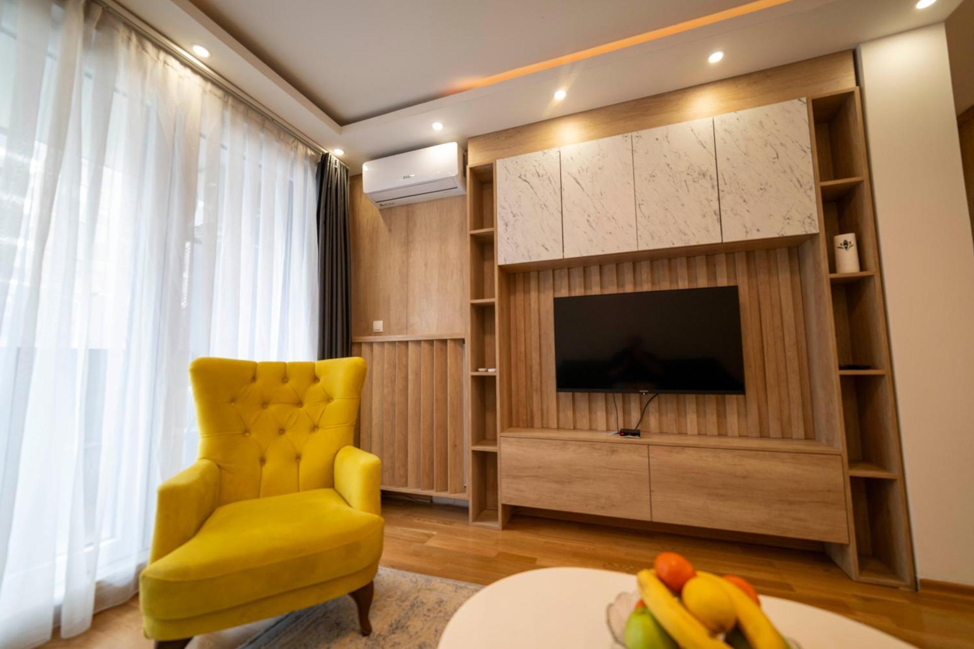 Apartment 5 Star Lukavica Buitenkant foto