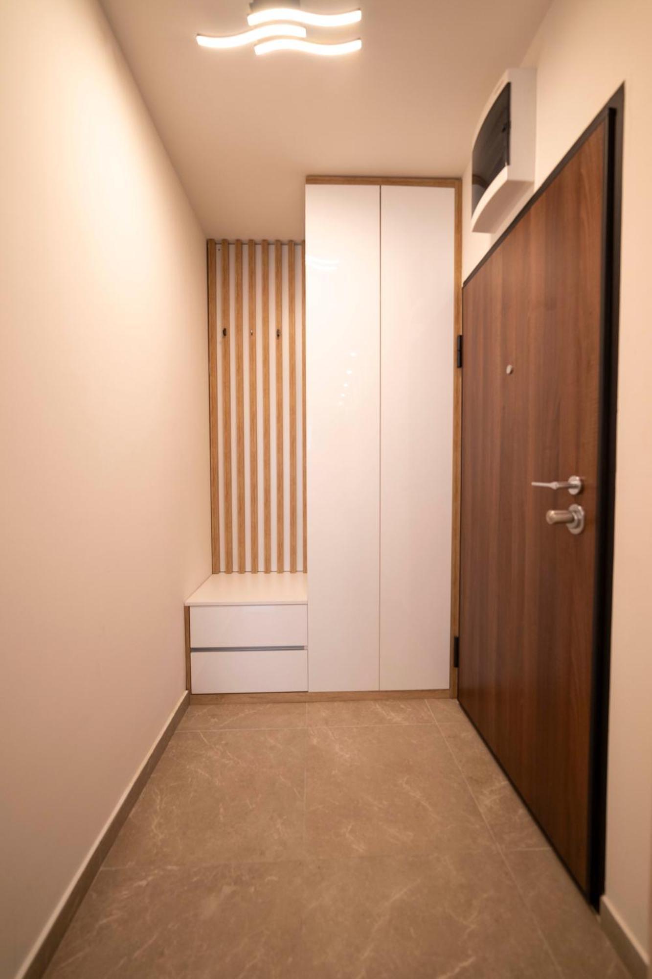 Apartment 5 Star Lukavica Buitenkant foto